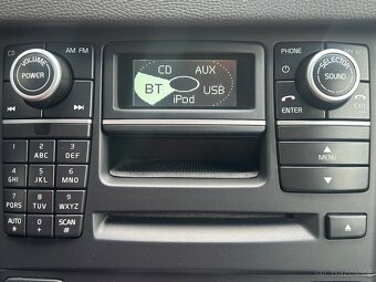 VOLVO XC90 2.4D5 R-DESIGN 147KW 4x4 7MÍST-Bi XENON-KŮŽE-PDC - 14