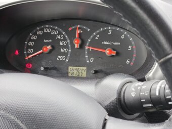 Nissan Micra 1.5 DCI KEYLESS KLIMA TAŽNÉ 5dv. 2005 - 14