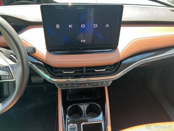 Škoda Enyaq iV 80, 150KW Tepelné čerpadlo, head-up display - 14