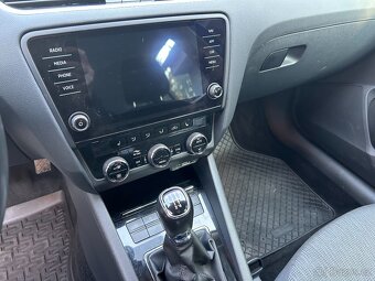 Škoda Octavia 1.6 TDI 85kW STYLE LED ČR 1.MAJ DPH - 14