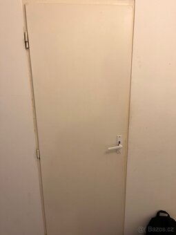 ZDARMA ZA ODVOZ KUCHYNĚ, DVĚRE, NÁBYTEK, SPOTŘEBIČE, SKŘÍNĚ - 14