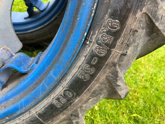 Prodám kola na Zetor 30 - 14