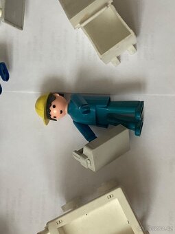 Staré figurky igráčka - 14