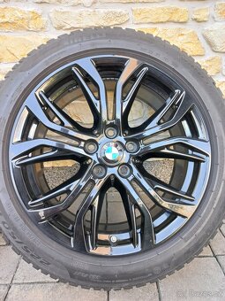 BMW X1 X2 zimní sada 18 Styling 566 Pirelli 225/50 - 14