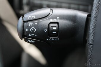 Peugeot 308, 1,5BlueHdi 75KW, ČR, SERVISKA, r.v. 2019 - 14