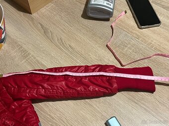 Bunda červená vel. 128, velmi módní - 14