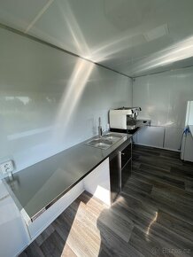 Pojizdná prodejna (food truck) - 14