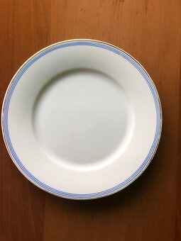 Porcelánový servis (12 + 2 dílů) - 14