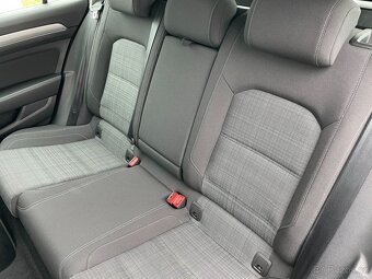Volkswagen Passat B8 Combi 2.0TDi 110kW DSG Business - 14