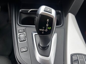 BMW 318d 8AT, 2019, LED, navi, kamera, ZÁRUKA - 14