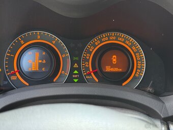 Toyota Auris 1.4 D-4D 66kw, NOVÁ STK - 14