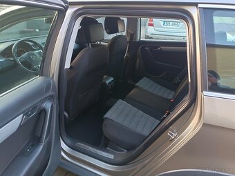 VW Passat B7 Alltrack 2.0 Tdi 125 kW DSG 4x4 combi - 14