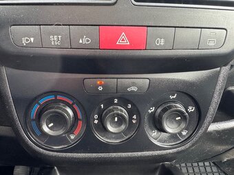 Fiat DOBLO PANORAMA 1.4i 70kw, KLIMATIZACE, NOVÁ STK, 5 MÍST - 14