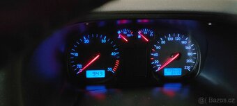 Volkswagen Caravelle T4   2.5 TDI 75 kw - 14