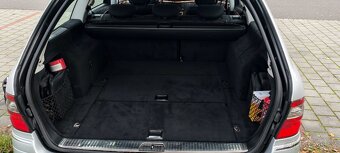 Mercedes-Benz W211 - 14