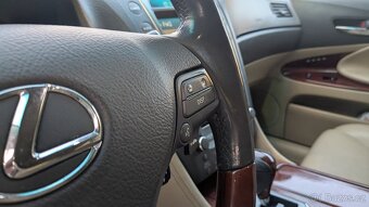 Lexus GS300 3.0 V6, 183 kW - 14