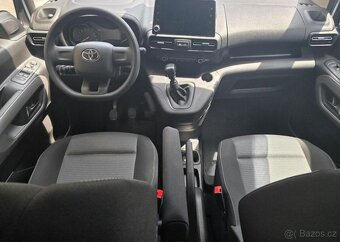 Toyota Proace City Verso 1.5-LONG-ÚPRAVA VOZÍČKÁŘ ZTP - 14