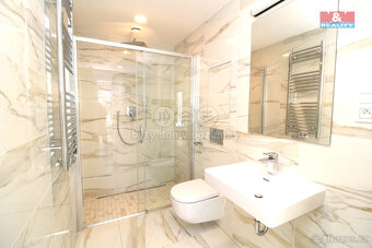 Pronájem bytu 4+kk, 139 m², v Praze 3, ul. Jana Želivského - 14