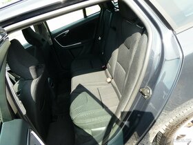 Volvo V60 2.0D 120kW D4,A/T,Servis Volvo - 14