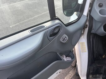 Ford Transit 2.2 TDCI 85kw 9 míst - 14
