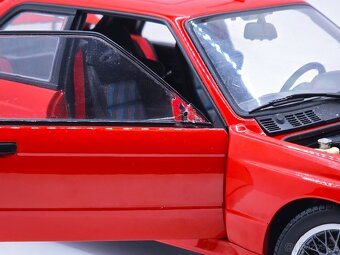 BMW E30 M3 1:18 Autoart  [ poškozen ] - 14