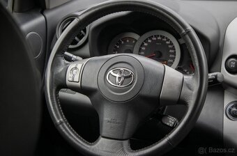 Toyota RAV4 2.2 D-4D - 14