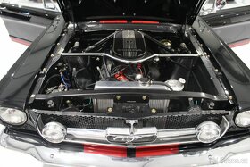 Mustang Fastback V8, V ČR - 14