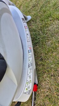 Kočárek, dětská sedačka a autosedačka - 14