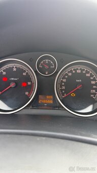 Opel Astra H Caravan 1.9 CDTI 74Kw - 14