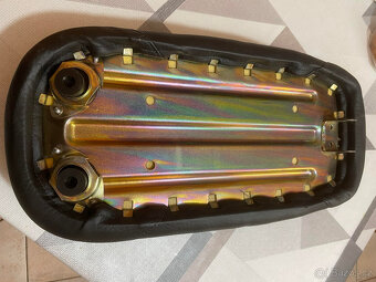 - Nová - STARTOVACÍ - HŘÍDEL - na Babetta 225 a Stella - - 14