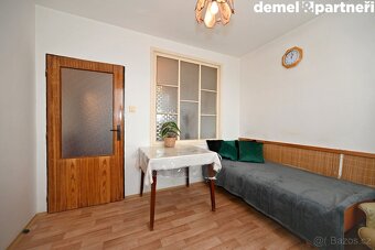 Prodej bytu 4+1 s garáží a zahradou, 78 m2, Hořice - 14