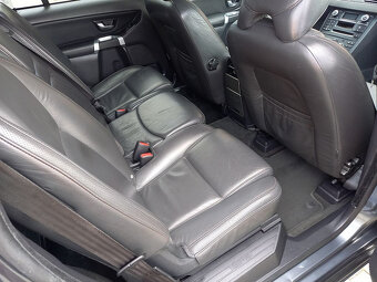 Volvo XC90  2.4D5 AWD 4x4+1.majitel+ROZVODY - 14