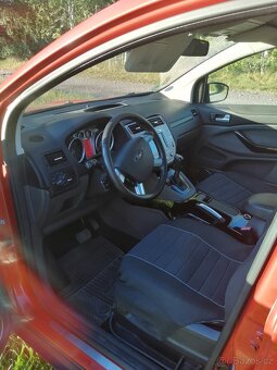 Ford Kuga 2.0 tdci 103kw 4x4 Titanium - 14