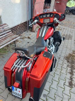 Harley Davidson street glide CVO - 14