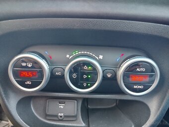 Fiat 500L lounge panorama - 14