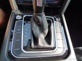 Volkswagen Passat 2,0 TDI DSG,LED - 14