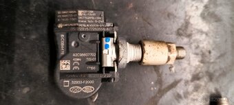 Prodám originál hyundai alu kola 16" + letní + tpms - 14