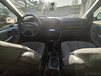 Chrysler Voyager - 14