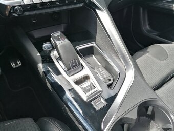 Peugeot 5008 1.5 HDiGT-LINE7-místPano - 14