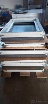 Velux Střešní okno Plastové okno - 14