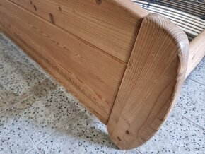 Kvalitní bytelné dvoulůžko Masiv 200x200x58 výška - 14