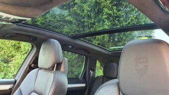 Porsche Cayenne S 3,0I Hybrid 245kw Benzín - 14