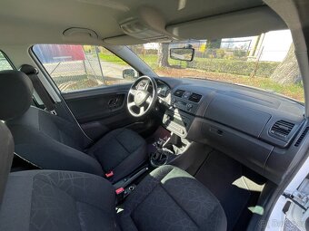 Škoda Fabia 1,2 TSi Serviska, Climatronic - 14