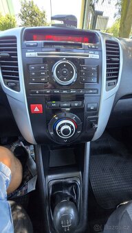 KIA VENGA 1.4 COOL 66KW - 14