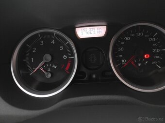 Renault Mégane 1.6, r.v. 2009, sedan – nekuřácký, garážovaný - 14