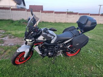 Yamaha MT09 - 14