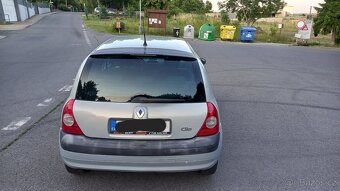 Renault clio 1.2 R.v.2003 - 14