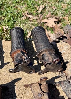 Jawa ČZ kývačka, ČZ - stupačky - 14