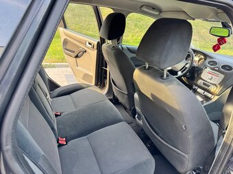 Ford Focus 2.0TDCI-100kw,Ghia,Rok:2010,Nová STK, 6 kvalt, - 14
