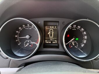 ►► ŠKODA YETI 2,0 TDI 4x4 -103 kW, PARK. SENZORY, NAVI ◄◄ - 14